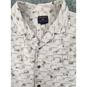 Woolrich Button Up Shirt Men's XL Tan Fly‎ Fishing All Over Print Outdoor